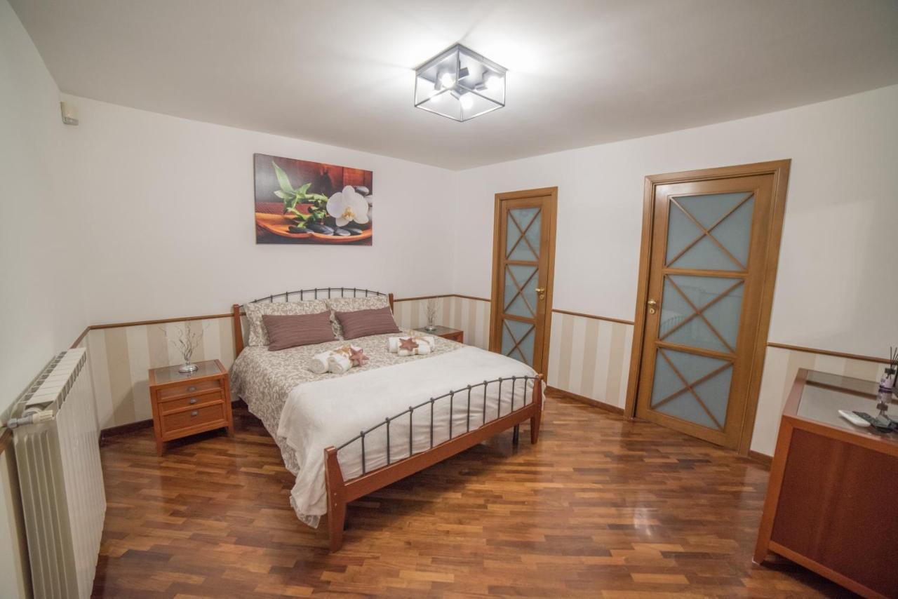 Апартаменты Casa Langellotti Неаполь Экстерьер фото
